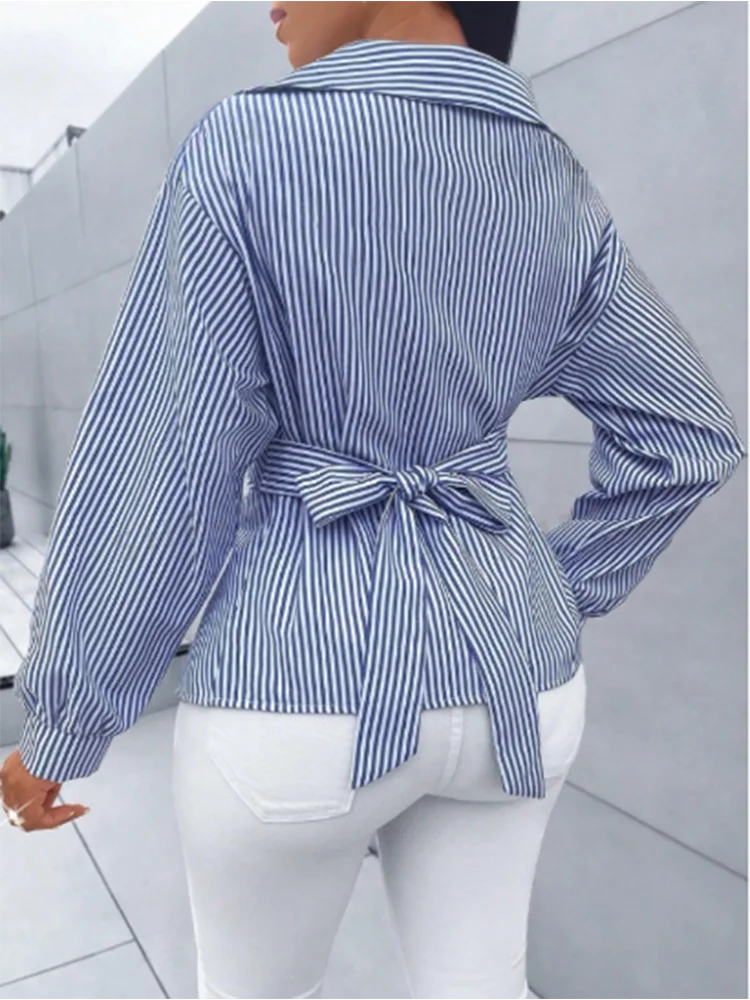 Women’s Striped V-Neck Lace Button-Up Top